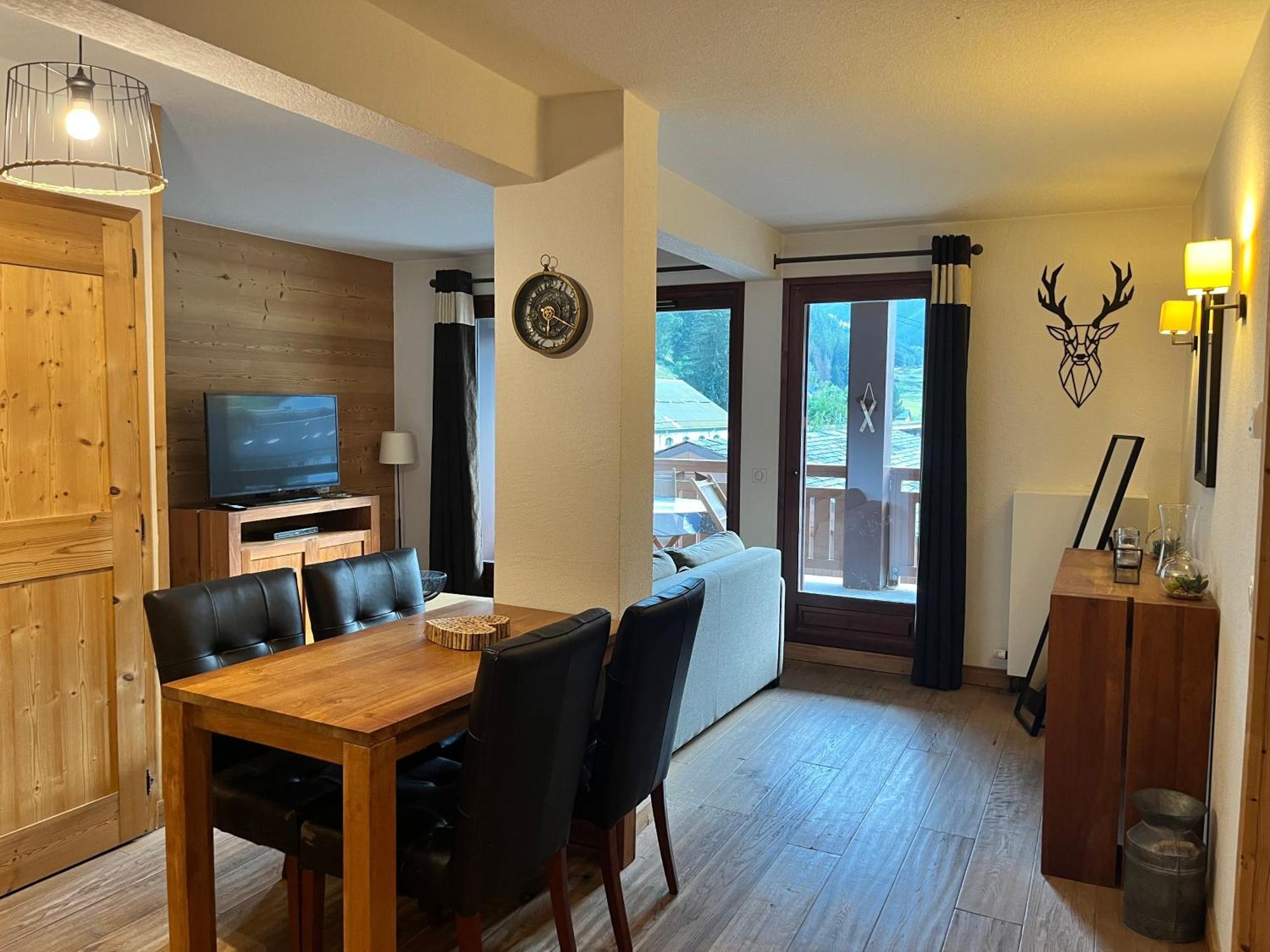 Apartment Le Refuge Des Portes Du Mont Blanc *
